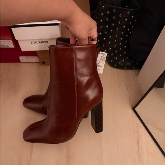 Brown Leather Ankle Boots - Picture 5 of 5